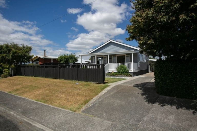 Photo of property in 165 Robinson Street, Cambridge, 3434