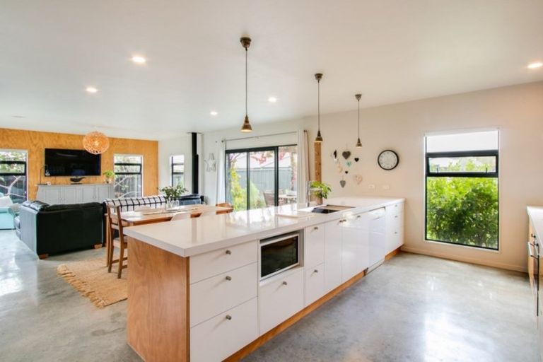 Photo of property in 19 Meissner Road, Havelock North, 4130