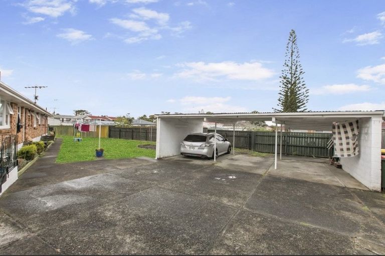 Photo of property in 2/59 Cardiff Road, Pakuranga, Auckland, 2010