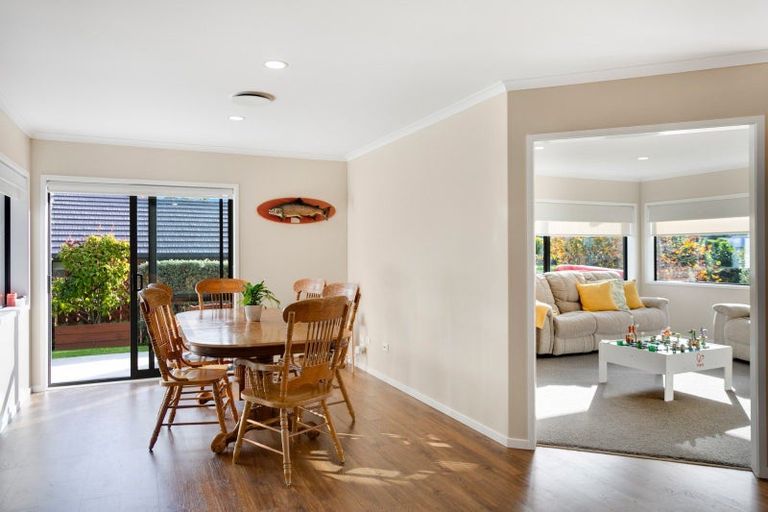 Photo of property in 5 Riverglen Drive, Haruru, 0204