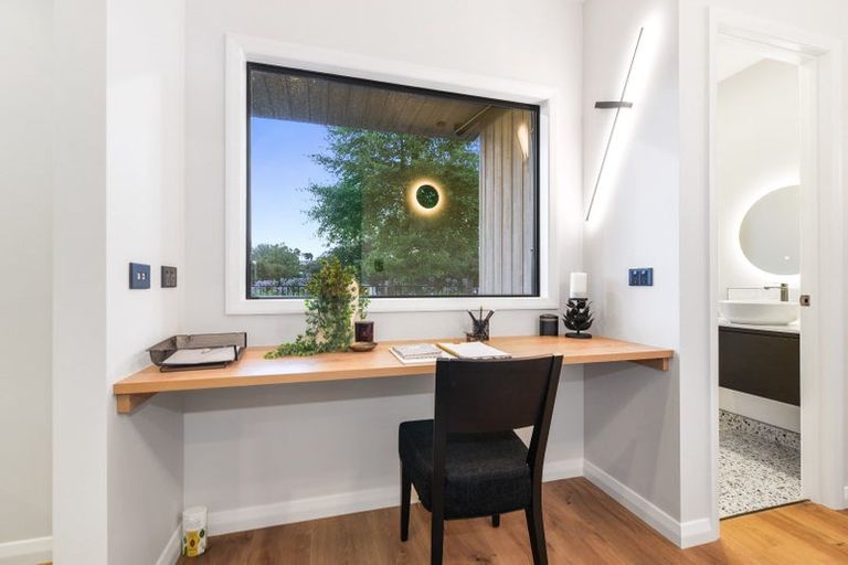 Photo of property in 1/64 Banbury Crescent, Fairfield, Hamilton, 3214