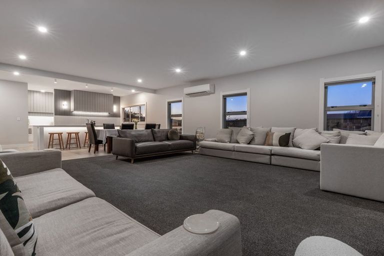 Photo of property in 37 Fairfield Road, Levin, 5510