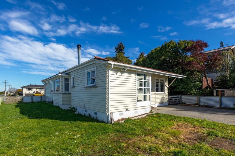 Photo of property in 19 Barker Street, Geraldine, 7930