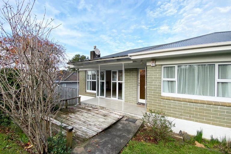 Photo of property in 23 Andrew Road, Howick, Auckland, 2010