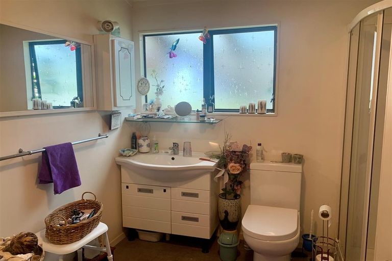 Photo of property in 132 Paramount Parade, Tikipunga, Whangarei, 0112