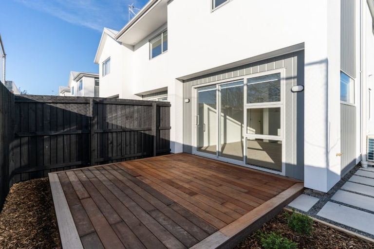 Photo of property in 9/51 Hills Road, Edgeware, Christchurch, 8013