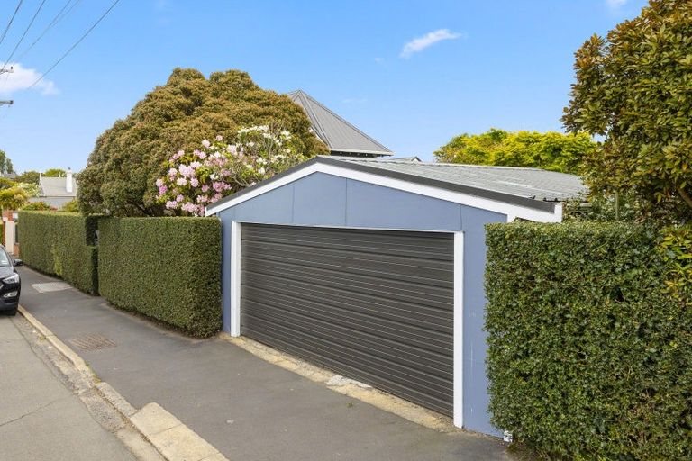 Photo of property in 557 Highgate, Maori Hill, Dunedin, 9010