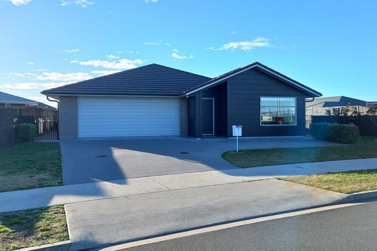 Photo of property in 7 Carronade Street, Papamoa Beach, Papamoa, 3118