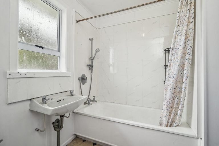 Photo of property in 57 Meadowbank Crescent, Fordlands, Rotorua, 3015