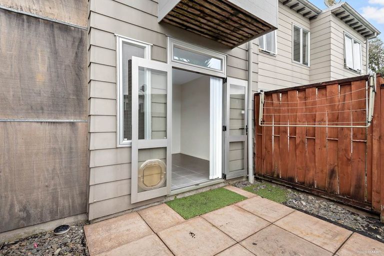 Photo of property in 38 Albionvale Road, Glen Eden, Auckland, 0602