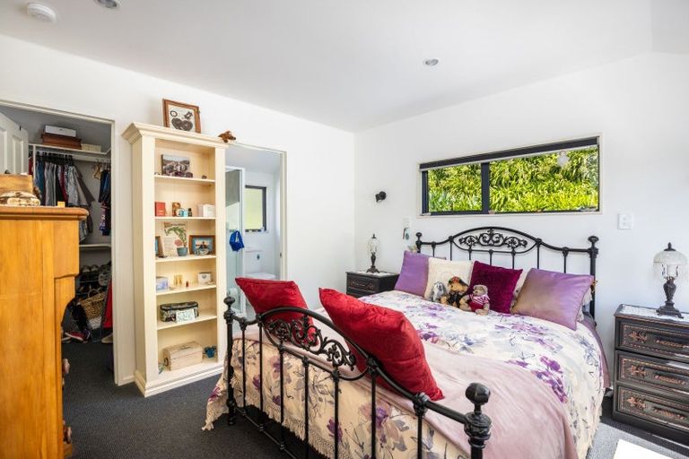 Photo of property in 3 Park View, Ferndale, New Plymouth, 4310