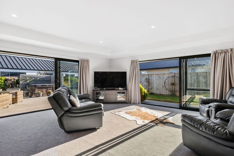 Photo of property in 27 Anderton Crescent, Mosgiel, 9024