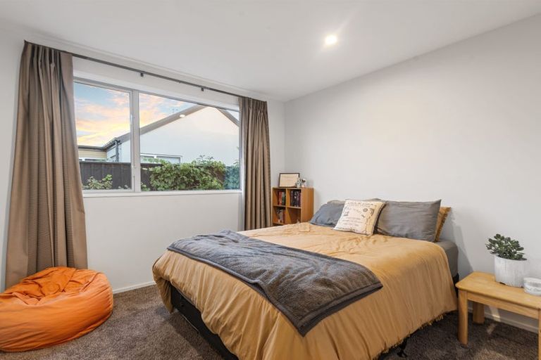 Photo of property in 7 Waterstock Way, Parklands, Christchurch, 8083