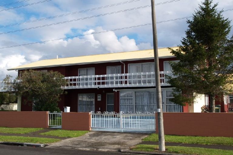 Photo of property in 2 Blair Place, Otara, Auckland, 2023
