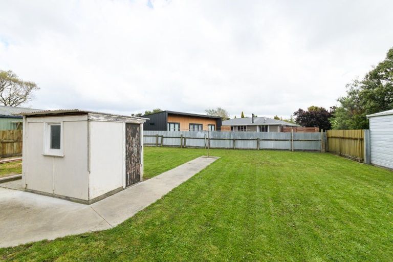 Photo of property in 33 Crewe Crescent, Hokowhitu, Palmerston North, 4410