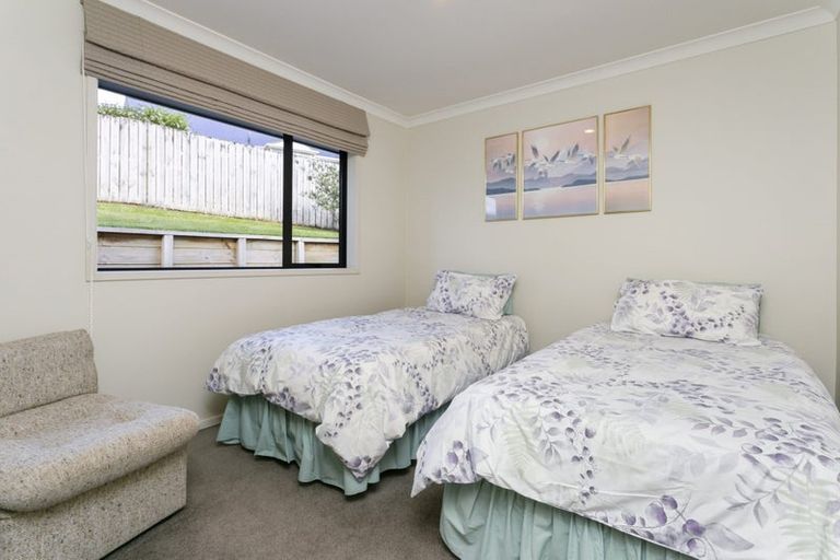 Photo of property in 2 Foothills Lane, Glen Eden, Auckland, 0602