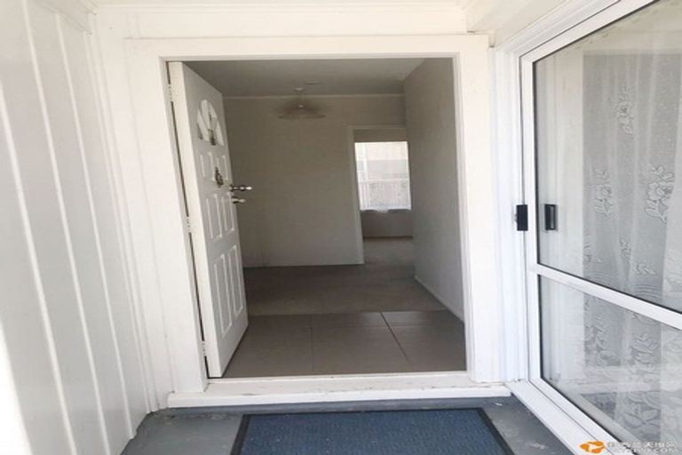 Photo of property in 43 Scenic Drive, Hillpark, Auckland, 2102