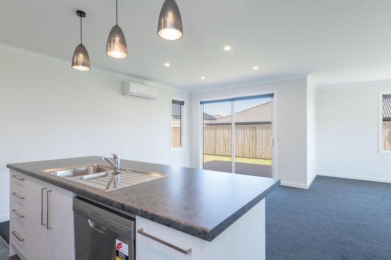 Photo of property in 16 Tarn Close, Richmond, 7020