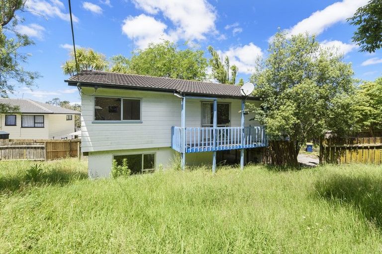 Photo of property in 8 Spargo Road, Massey, Auckland, 0614