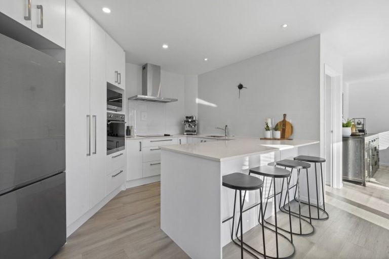 Photo of property in 2 Pottery Crescent, Hobsonville, Auckland, 0618