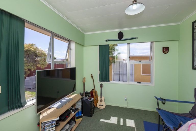 Photo of property in 65 Donovan Road, Paraparaumu Beach, Paraparaumu, 5032