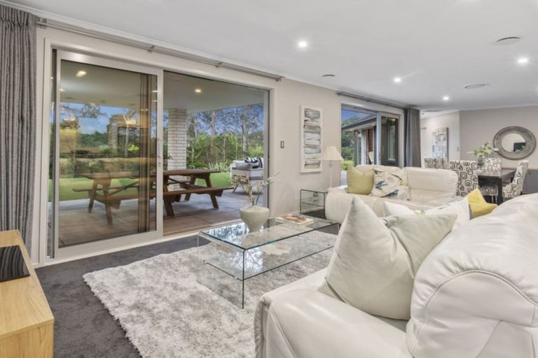 Photo of property in 4 Maddies Road, Kaukapakapa, 0873