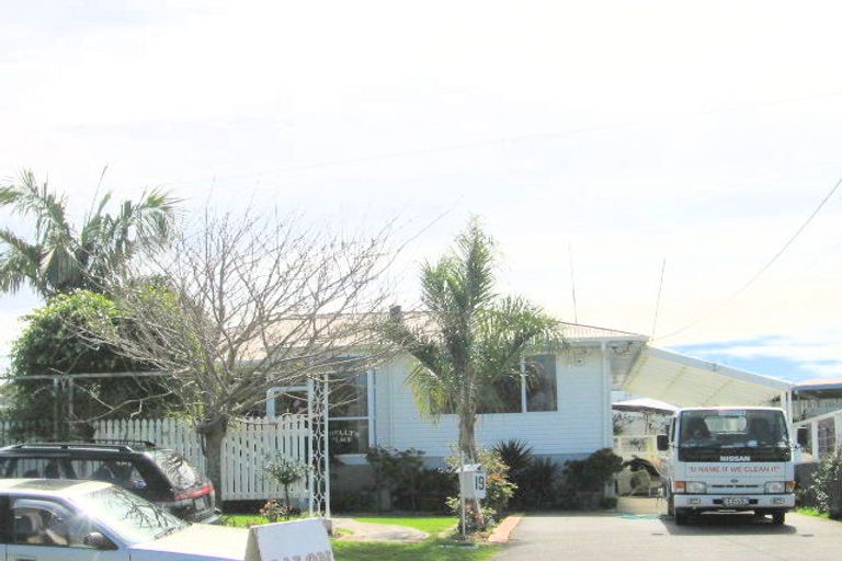 Photo of property in 19 Millers Road, Brookfield, Tauranga, 3110