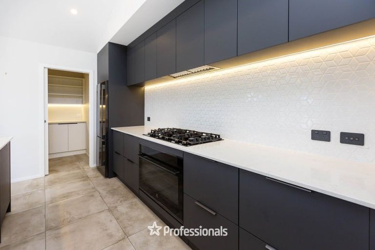 Photo of property in 20 Salisbury Crescent, Wallaceville, Upper Hutt, 5018