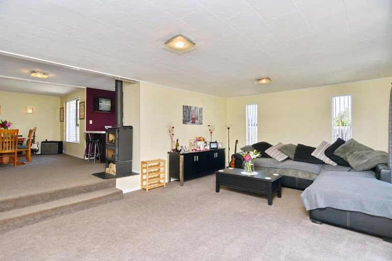 Photo of property in 10 Martyn Street, Rangiora, 7400