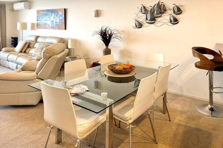 Photo of property in Beachpoint Apartments, 2/5 West End Road, Ohope, 3121