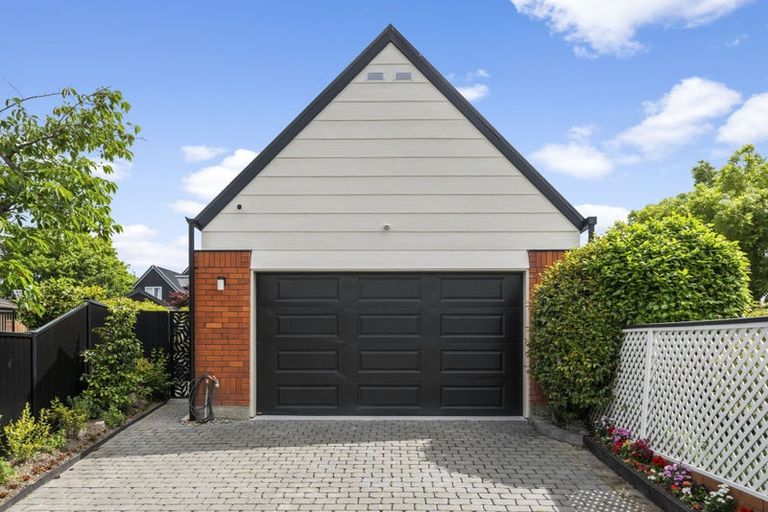 Photo of property in 10 Swithland Place, Avonhead, Christchurch, 8042