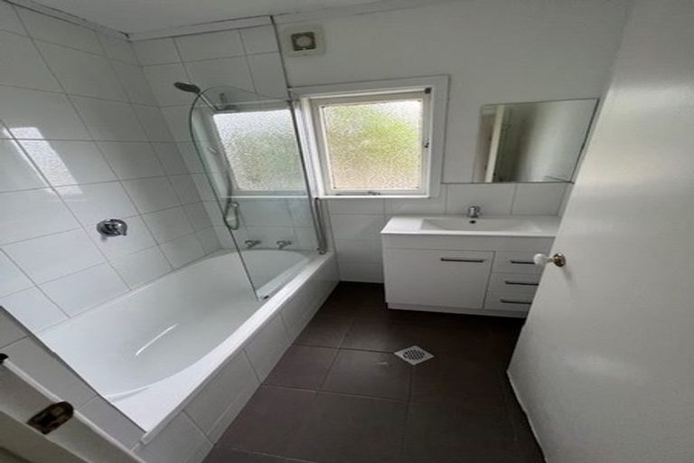 Photo of property in 1/27 Halsey Road, Manurewa, Auckland, 2102