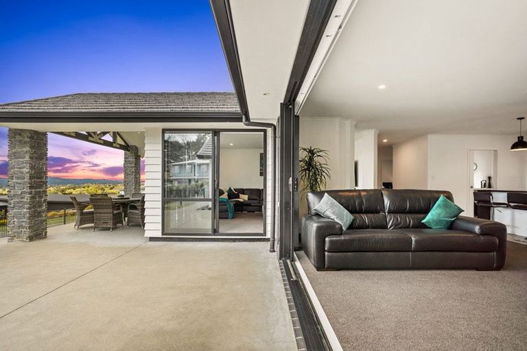 Photo of property in 104 Solan Drive, Waimauku, 0812