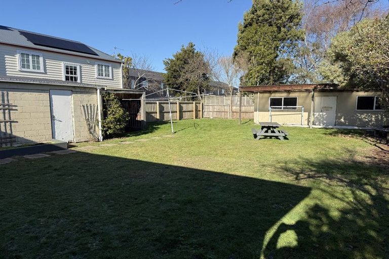 Photo of property in 42 Winton Street, St Albans, Christchurch, 8014