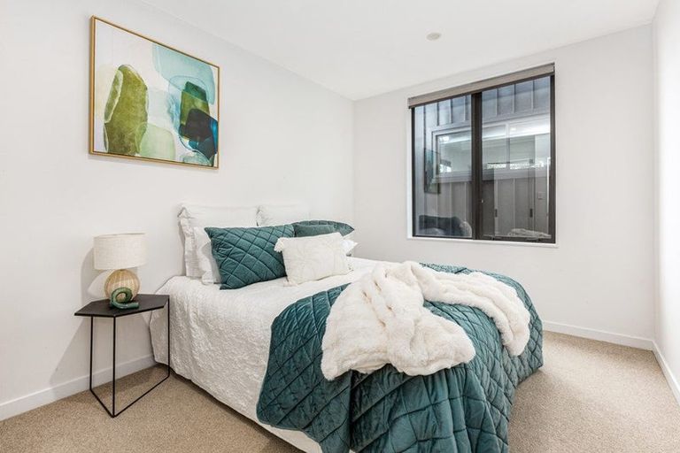 Photo of property in 11/80 Seatoun Heights Road, Seatoun, Wellington, 6022
