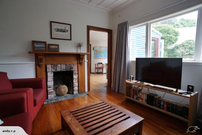 Photo of property in 11 Irvine Street, Aro Valley, Wellington, 6012