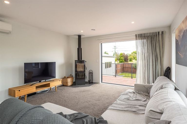 Photo of property in 86 Avondale Road, Avondale, Christchurch, 8061