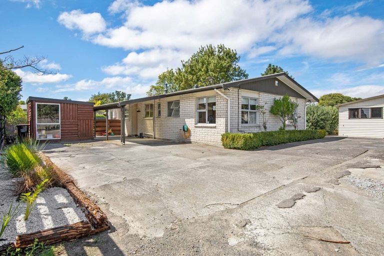 Photo of property in 61 Abraham Crescent, Milson, Palmerston North, 4414
