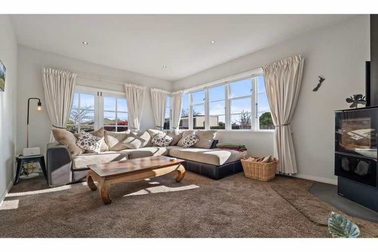 Photo of property in 1/58 Wilsons Road, Saint Martins, Christchurch, 8022