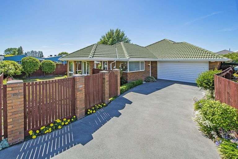 Photo of property in 3/324 Sawyers Arms Road, Bishopdale, Christchurch, 8053