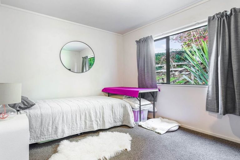 Photo of property in 1/199 Birdwood Road, Massey, Auckland, 0614