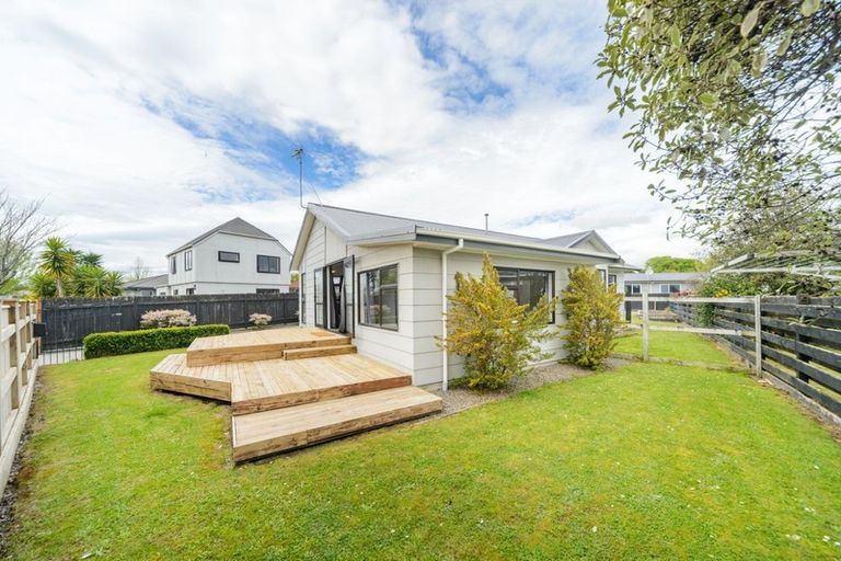 Photo of property in 19 Newton Place, Westbrook, Palmerston North, 4412