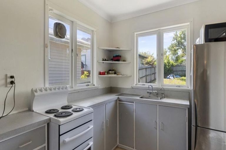 Photo of property in 183 Rathgar Road, Henderson, Auckland, 0610
