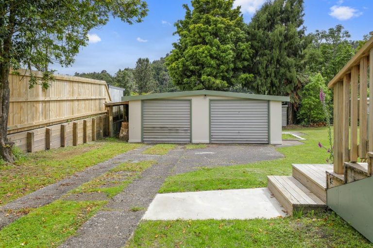 Photo of property in 21 Oxford Road, Lake Rotoma, Rotorua, 3074