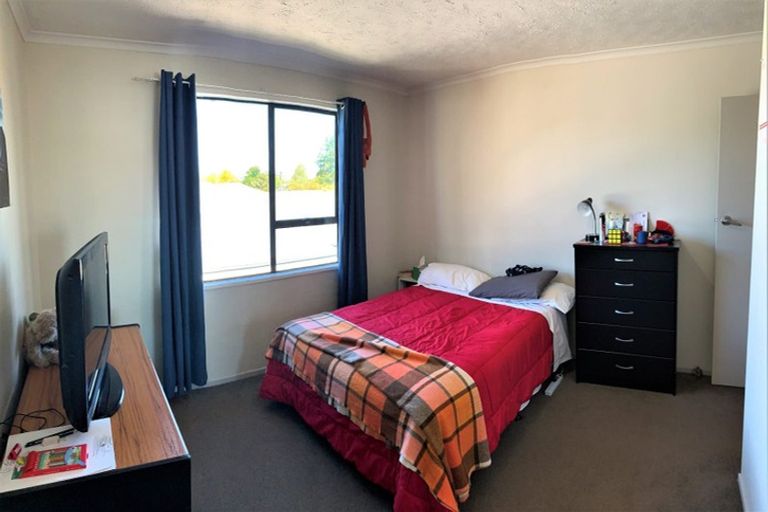 Photo of property in 405 Avonhead Road, Avonhead, Christchurch, 8042