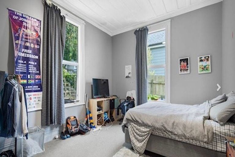 Photo of property in 154 Queen Street, North Dunedin, Dunedin, 9016