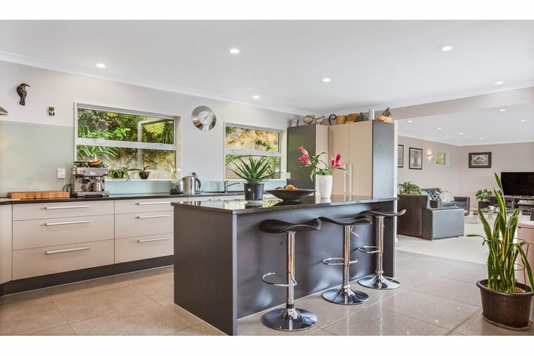 Photo of property in 10 Faris Crescent, Wainuiomata, Lower Hutt, 5014