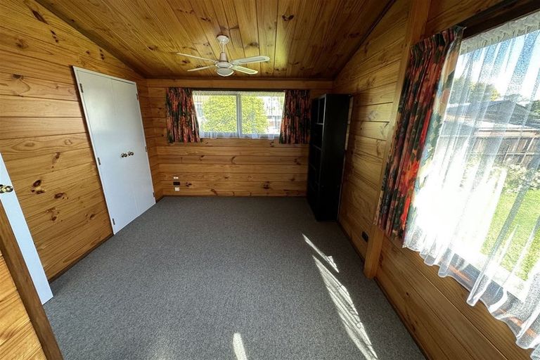 Photo of property in 22 Waianiwa Place, Tokoroa, 3420