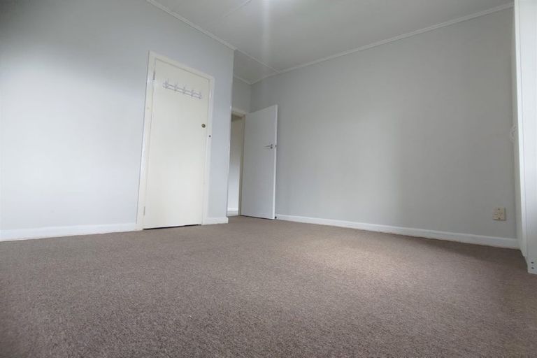 Photo of property in 11 Clare Place, Mount Wellington, Auckland, 1060