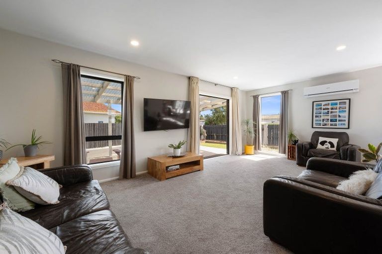 Photo of property in 38 Bayswater Crescent, Bromley, Christchurch, 8062